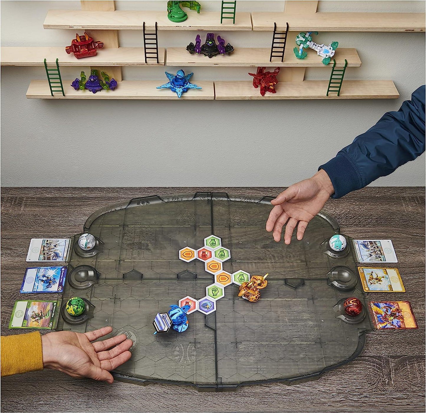 Bakugan Battle Matrix, Deluxe Game Board with Exclusive Gold Sharktar, Kids Toys for Boys Aged 6 and up - Momo Gadgets