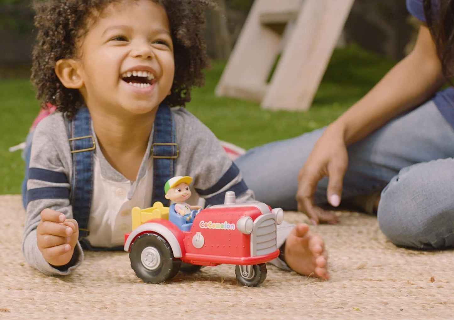 CoComelon Official Musical Tractor w/Sounds & Exclusive 3-inch Farm JJ Toy - Momo Gadgets