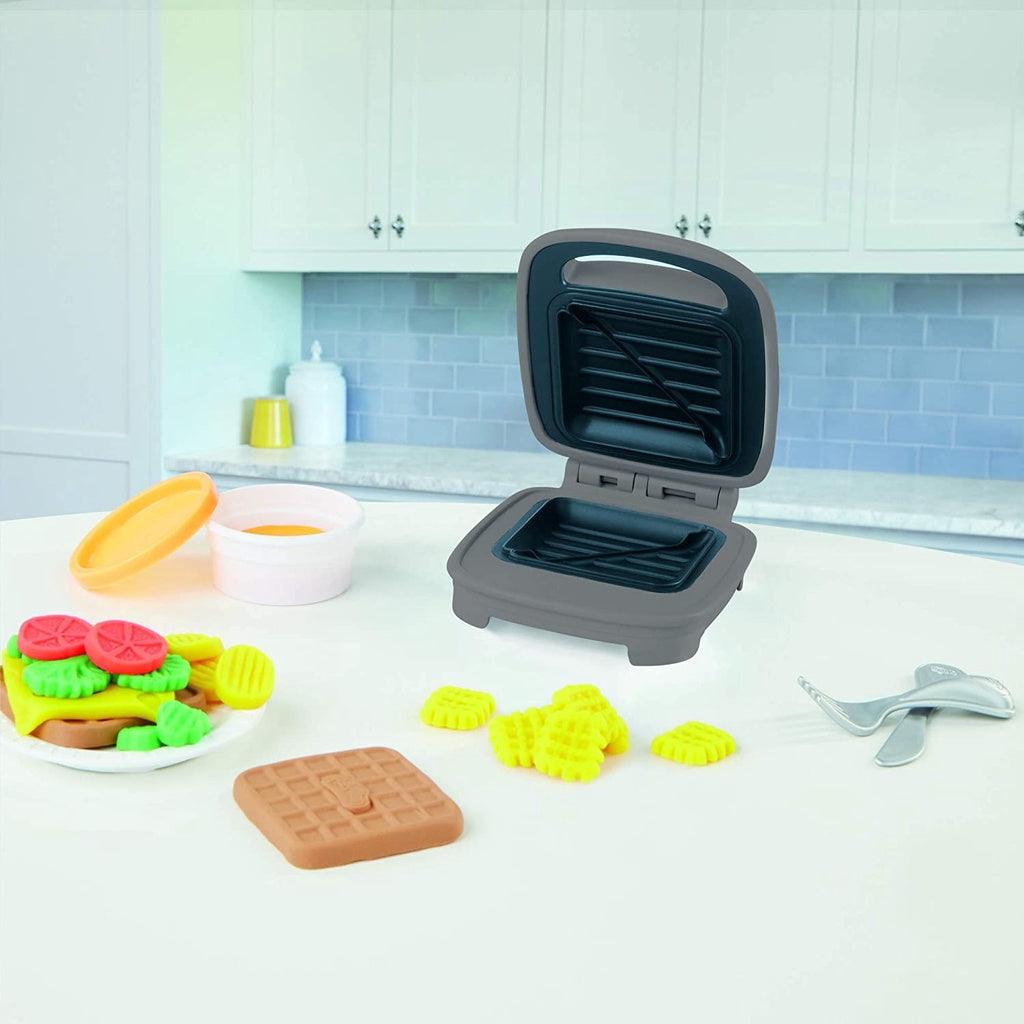 Play Doh Playdoh Kitchen Creations Cheesy Sandwich Play Food Set, Elastix Compound and 6 Additional Colors - Momo Gadgets
