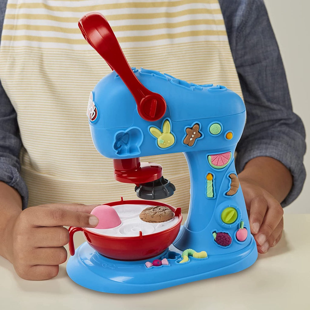 Play Doh Playdoh Kitchen Creations Cookie / Ultimate Cookie Baking Playset for Kids 3 Years and Up with Toy Mixer