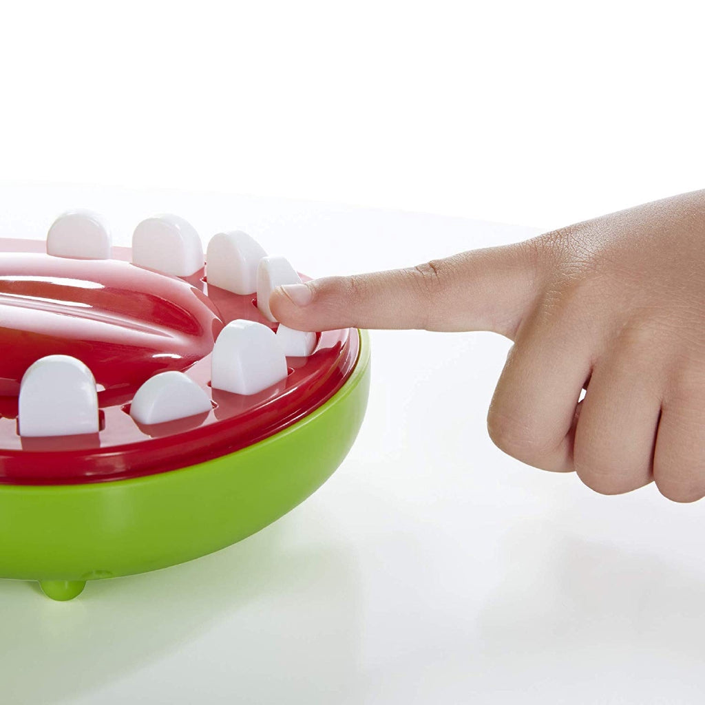 Hasbro Crocodile Dentist Kids Game