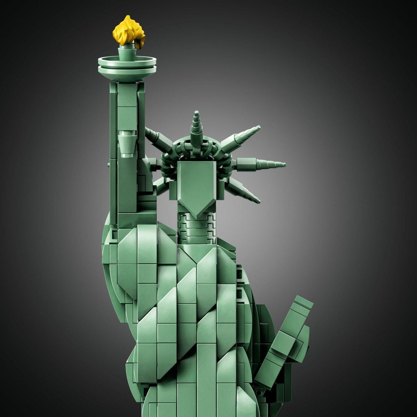 LEGO Architecture Statue of Liberty 21042 Building Kit (1685 Pieces)