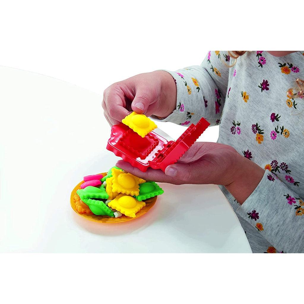 Play Doh Playdoh Kitchen Creations Noodle Party Playset for Kids 3 Years and Up with 5 Non-Toxic Colors