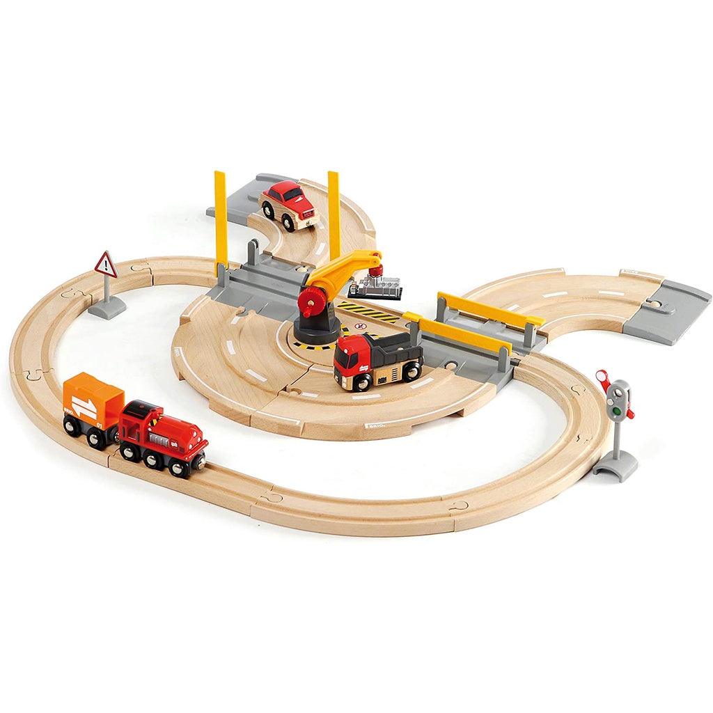 BRIO Rail and Road Crane Set Train toy set - Momo Gadgets