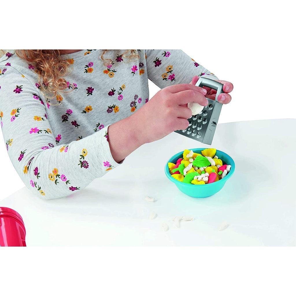 Play Doh Playdoh Kitchen Creations Noodle Party Playset for Kids 3 Years and Up with 5 Non-Toxic Colors