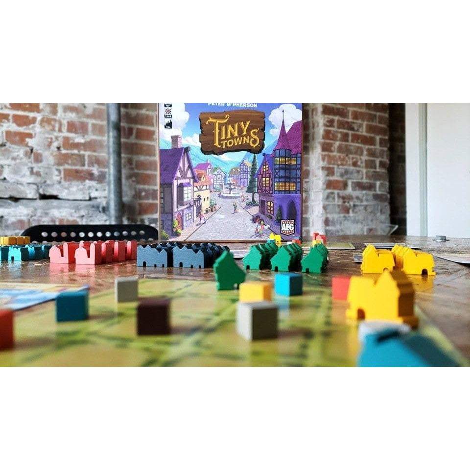 AEG Tiny Towns-Award-Winning Board Game,Base Set,1-6 Players,45-60 min Play Time,Strategy Board Game for Ages 14 and Up