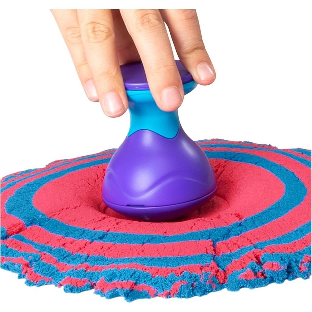 Kinetic Sand, Sandisfying Set with 2lbs of Sand and 10 Tools, Play Sand Sensory Toys for Kids Ages 3 and up