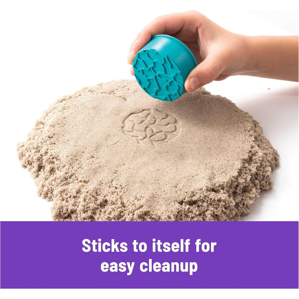 Kinetic Sand, Folding Sand Box with 2lbs Play Sand, 7 Molds & Tools, Sensory Toys for Kids Ages 3 and Up
