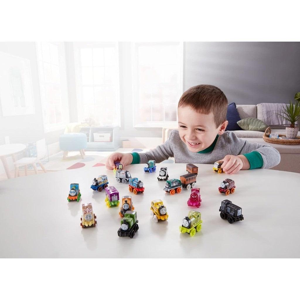 Thomas & Friends Toy Trains MINIS 20 Pack of Miniature Push-Along Engines & Railway Vehicles