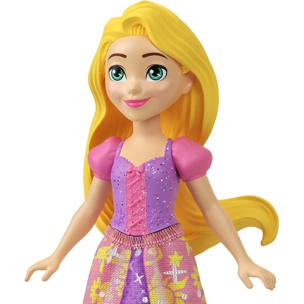 Mattel Disney Princess Toys, 6 Posable Small Dolls with Sparkling Clothing and 13 Tea Party Accessories Inspired