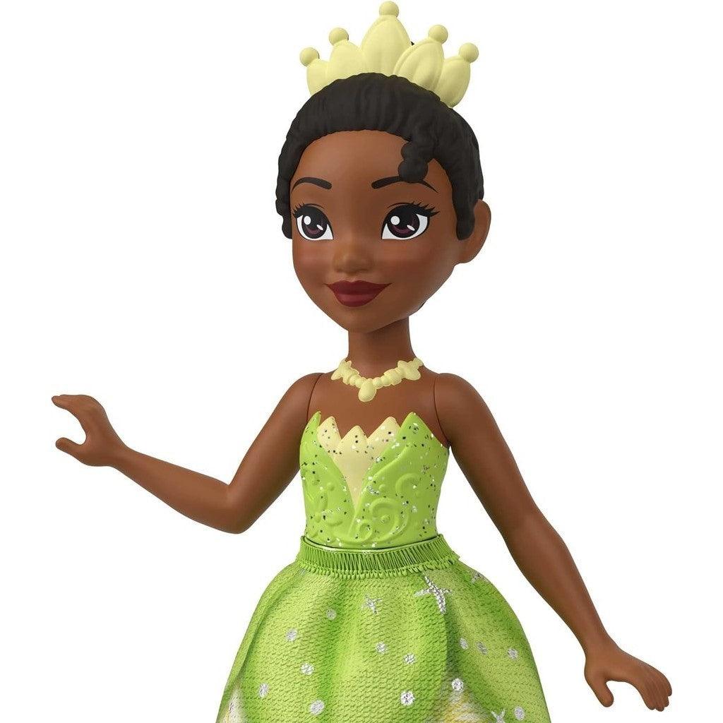 Mattel Disney Princess Toys, 6 Posable Small Dolls with Sparkling Clothing and 13 Tea Party Accessories Inspired