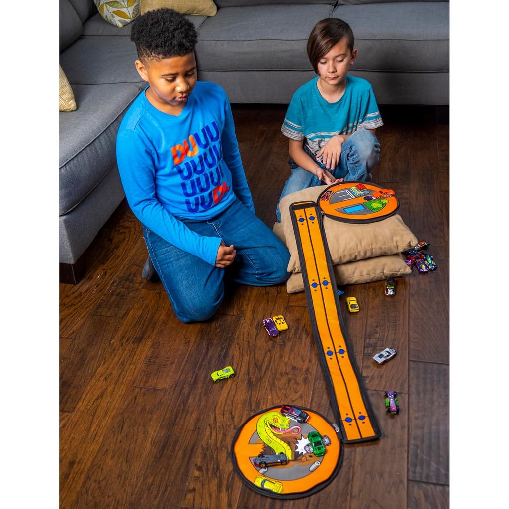 Hot Wheels Tara Toy: ZipBin Wheelie Track Pack - Unzips Into A Racetrack Mat