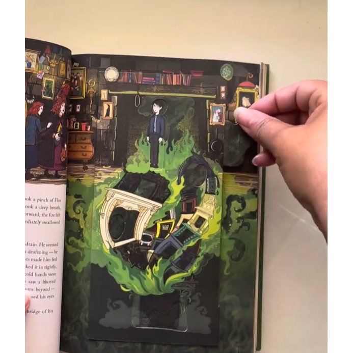 Harry Potter and the Chamber of Secrets (Harry Potter, Book 2) (Minalima Edition): Volume 2 Hardcover – Illustrated