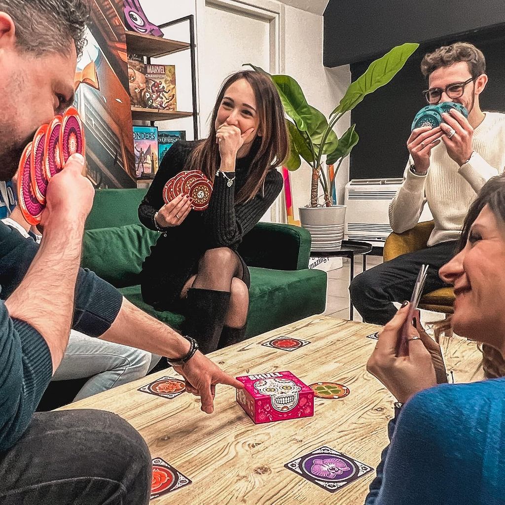 Skull Party Game | Bluffing Game|Fun Game for Game Night|Family Board Game for Adults and Teens|Ages 13+|3-6 Players