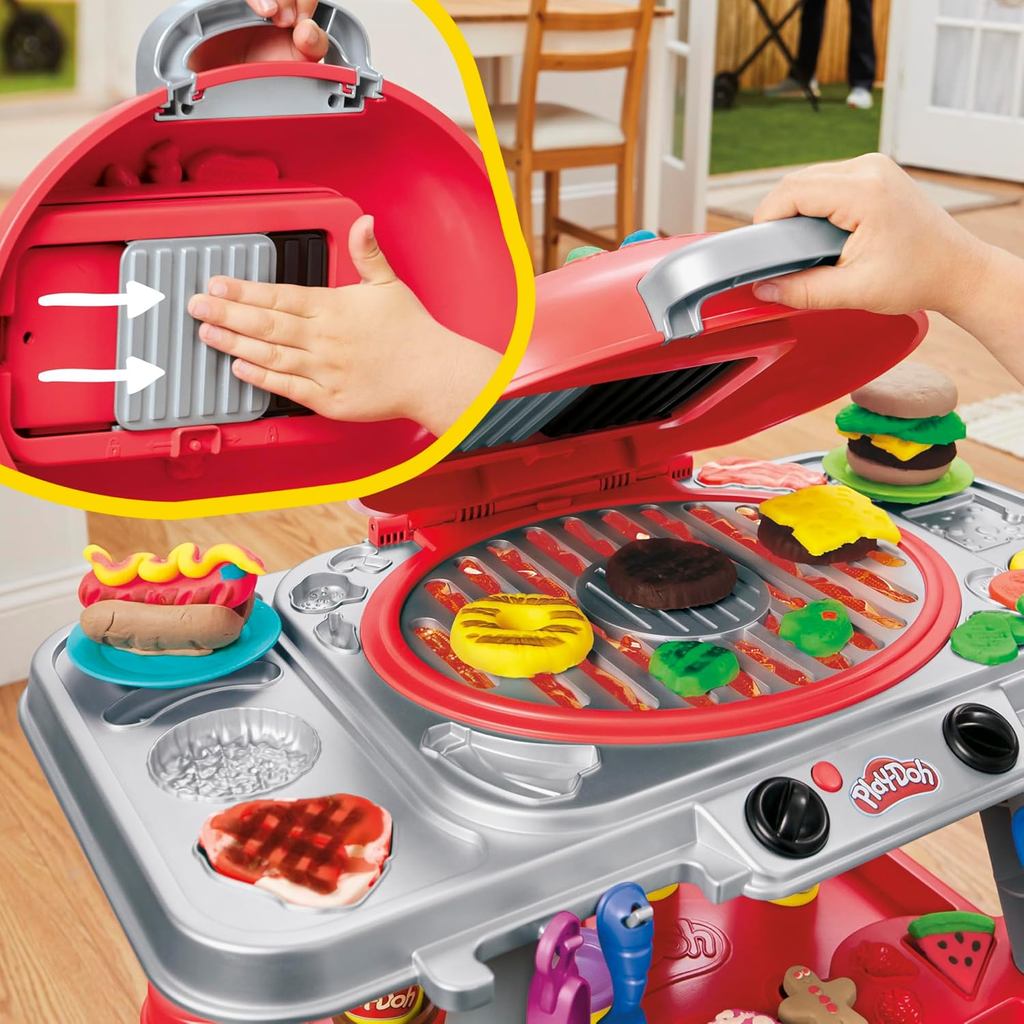 Play-Doh Sizzlin' Grill Playset with Lights & Sounds, 17 Accessories, BBQ Toys for Boys & Girls 3+