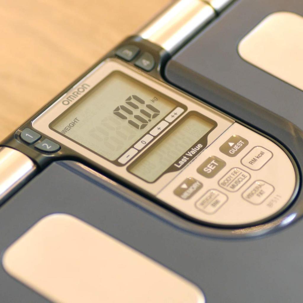 OMRON scale weight Full Body Composition Monitor with Scale - 8-Sensor technology using both hands and feet